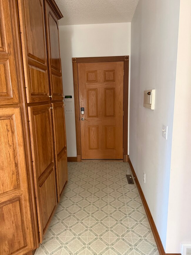 Foto del edificio - 119 Cochran Rd