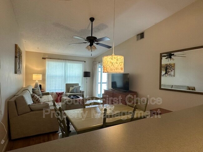 Foto del edificio - 7315 Parkside Villas Dr