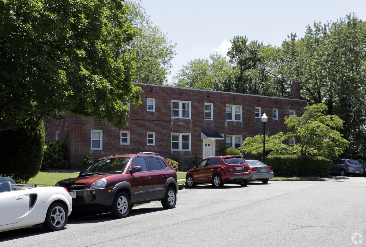 Primary Photo - Westover Hills Apartments