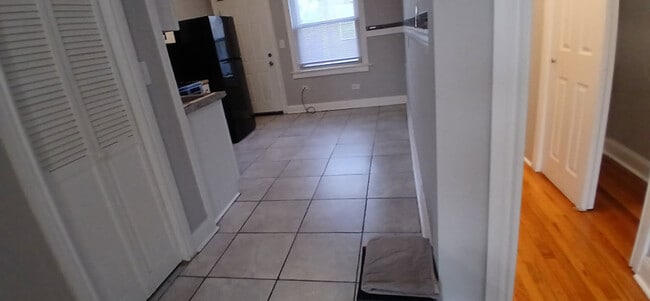 Photo - 1136 W 84th St Apartment