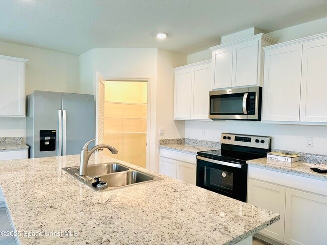 Building Photo - 1256 Dugan CIR SE