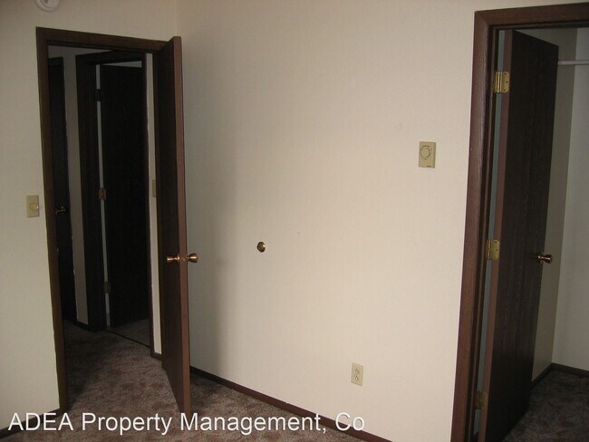 Foto del edificio - 815 SW Higgins Ave
