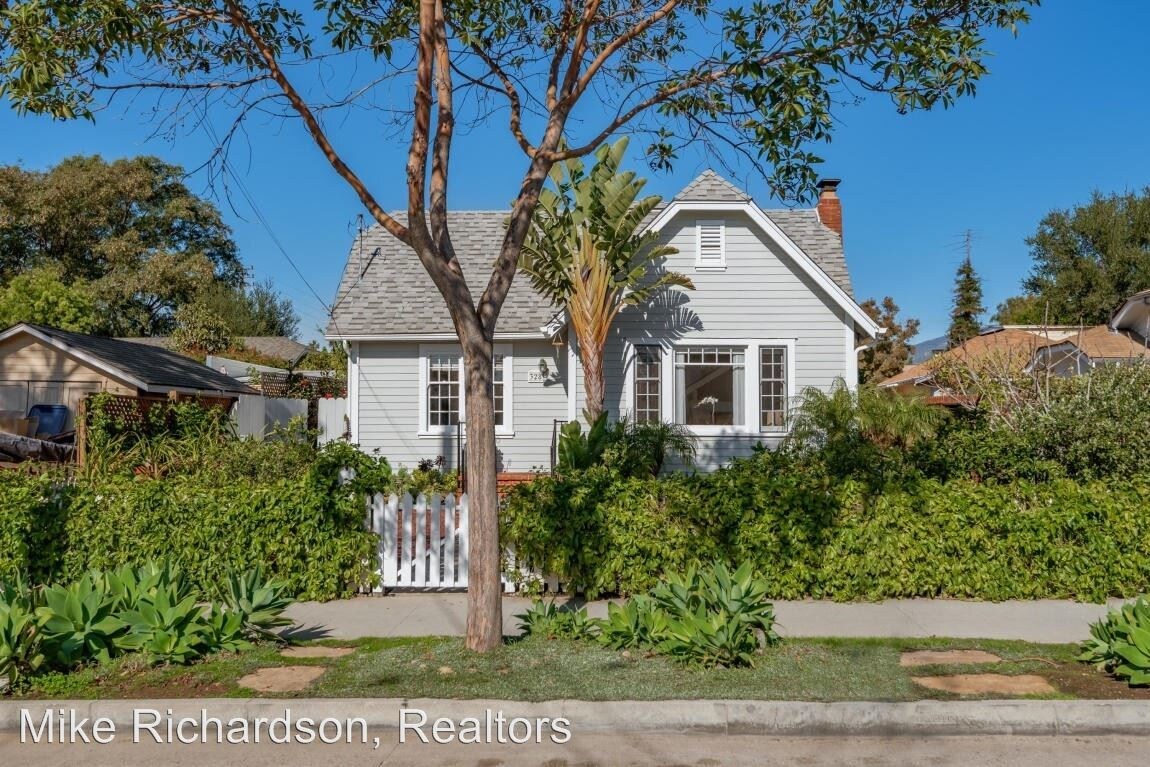 Primary Photo - 328 W Pedregosa St