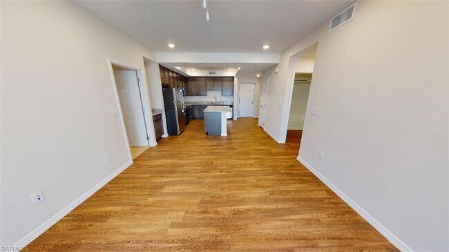 Building Photo - 1734 Savona Pkwy W