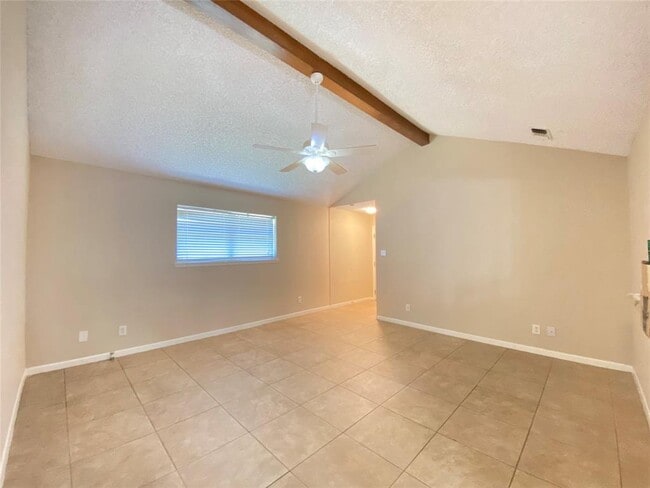 Building Photo - 25 Tradewinds Dr