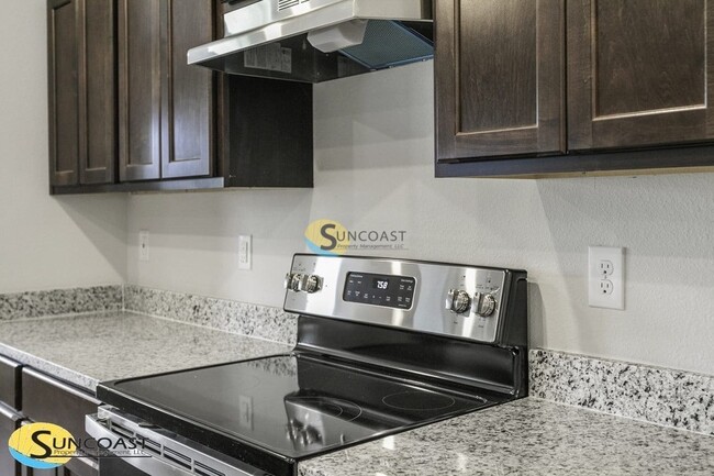 Foto del edificio - 8677 Kaye Ln