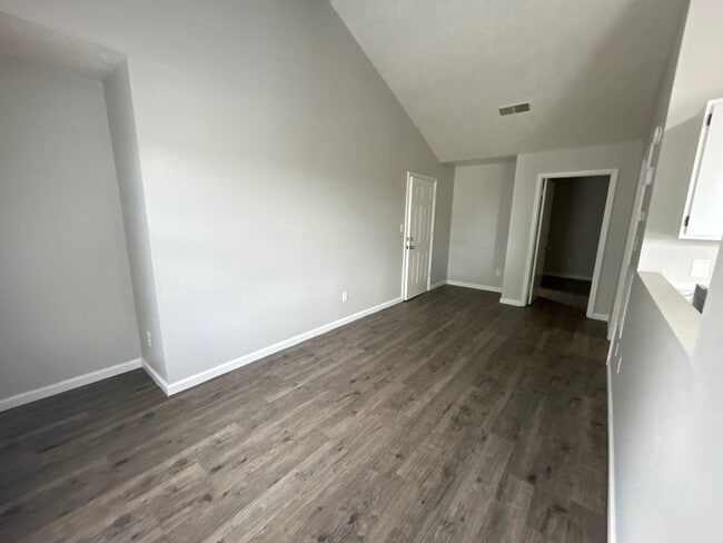 Building Photo - 21 Brianfield Cv