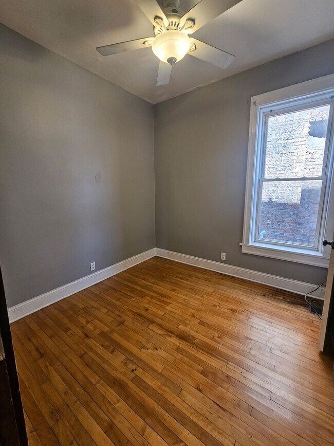 Foto del edificio - 3908 W Monroe St