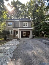 Building Photo - 1838 Ferncreek Pl