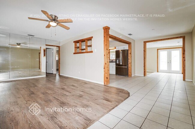 Foto del edificio - 8924 110th Ln N