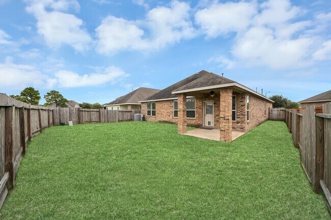 Building Photo - 3058 Winterberry Ln