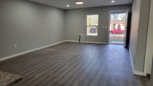 Building Photo - Citrus Springs 4/2/2