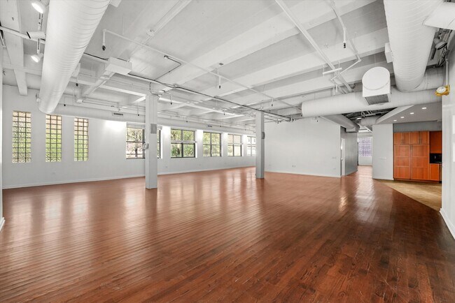 Building Photo - 1301 S Wabash Ave
