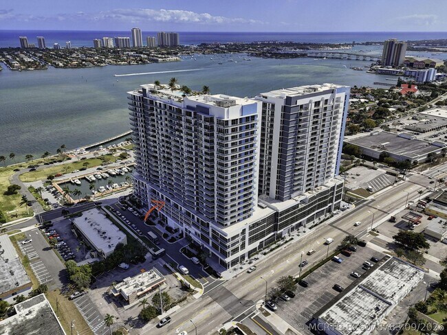 Foto del edificio - 220 Lake Shore Dr
