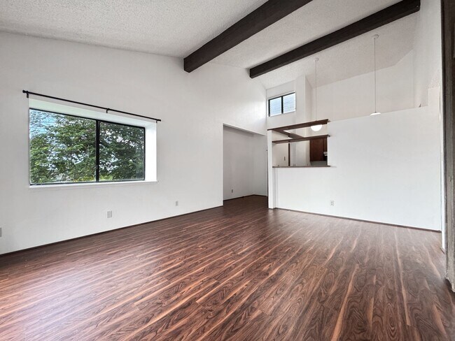 Foto del edificio - Recently Refreshed Kaneohe Townhouse