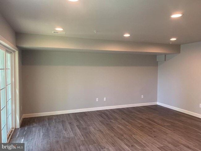 Building Photo - 2254 Matts Way
