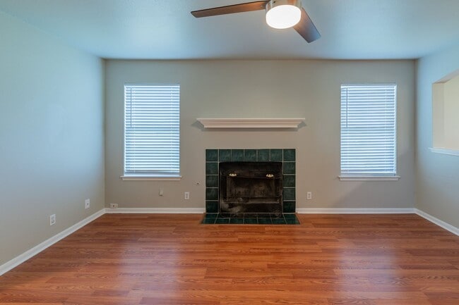 Building Photo - 1202 Still Meadow Dr