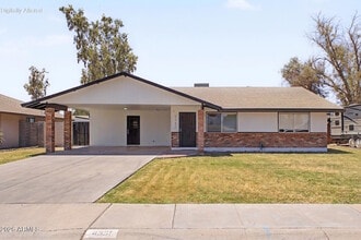 Building Photo - 1432 S Oracle