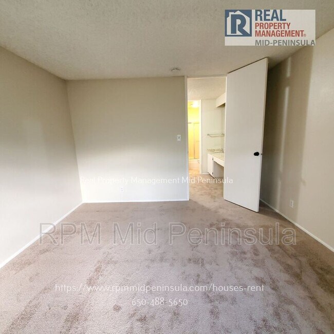 Foto del edificio - 2306 Shelter Creek Ln