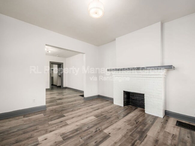 Building Photo - 439 Eldridge Ave