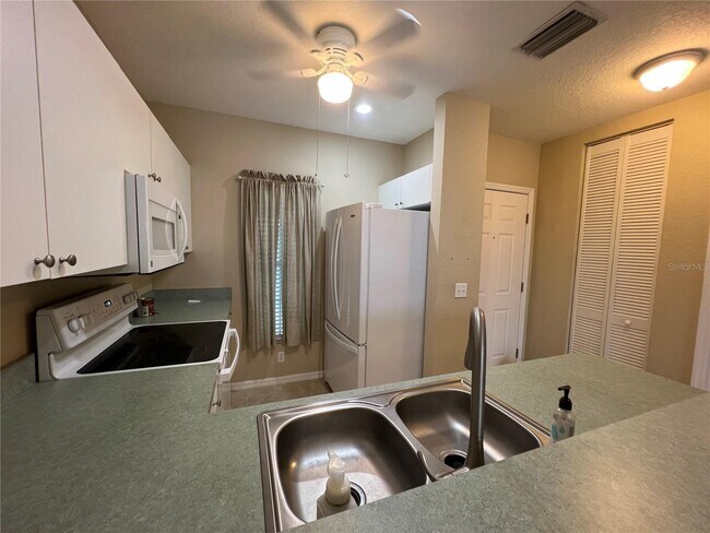 Building Photo - 19375 Water Oak Drive