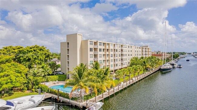 Foto del edificio - 1600 SE 15th St