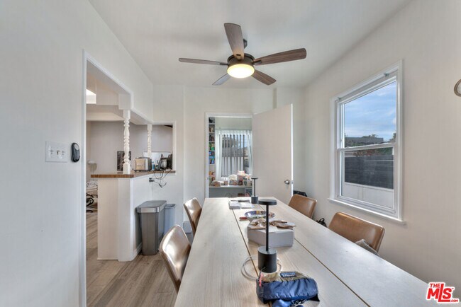 Foto del edificio - 4905 Coolidge Ave