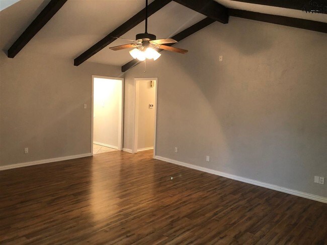 Building Photo - 3 Chanute Cir