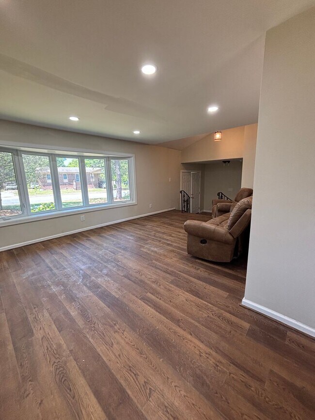 Foto del edificio - 1728 Washington St