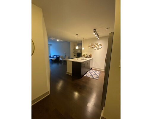 Foto del edificio - 100 Pier 4 Blvd.