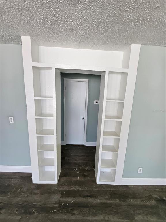 Foto del edificio - 8305 N 13th St