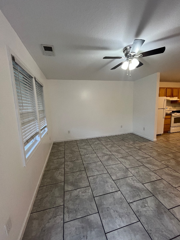 Foto del edificio - 1218 Hyatt Creek Rd