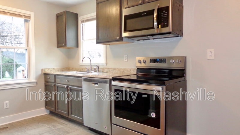 Photo - 2405 Eden St