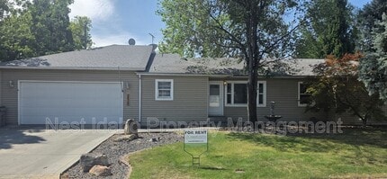 Building Photo - 2713 Dill Dr