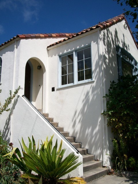 Primary Photo - 2401 Virginia St