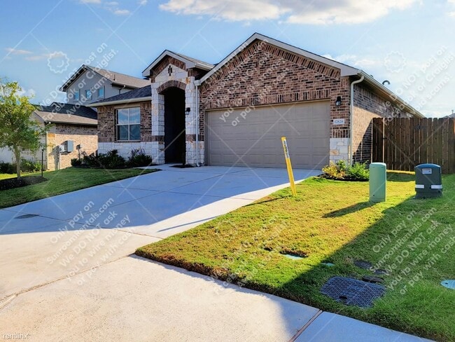 Building Photo - 4 br, 2 bath House - 17828 Bassano Ave