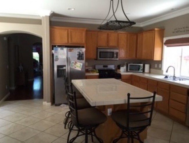 Building Photo - 29830 Gardenia Cir