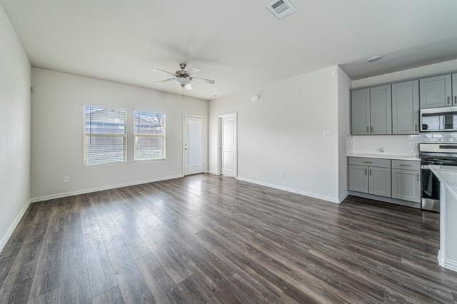 Building Photo - 1621 Briar Hunt Dr