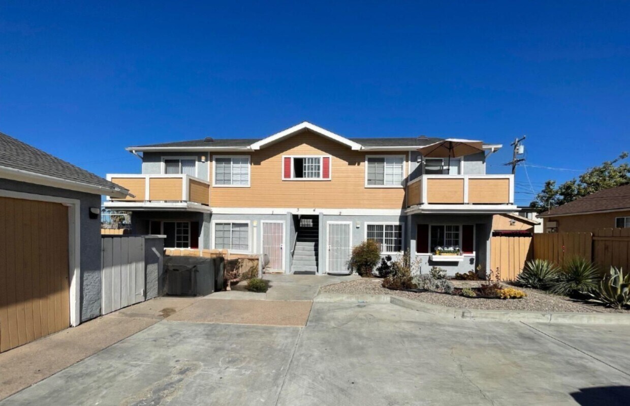 Primary Photo - Alvarado Condos