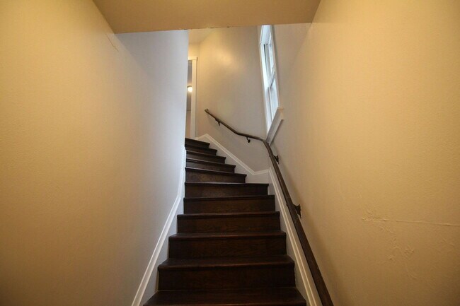 Foto del edificio - 2161 N 48th St