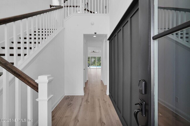 Foto del edificio - 299 Blue Hampton Dr