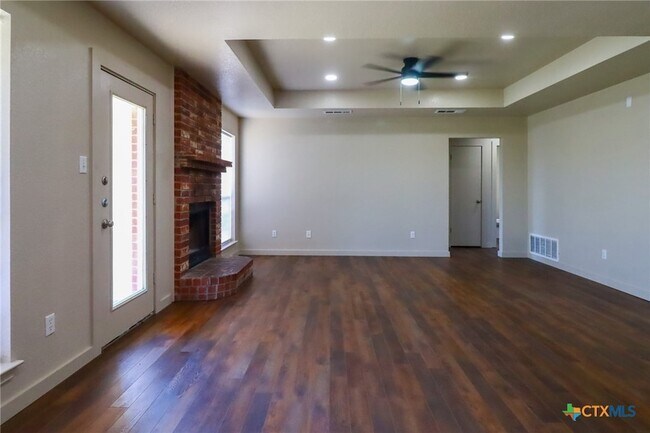 Building Photo - 3218 Rampart Loop
