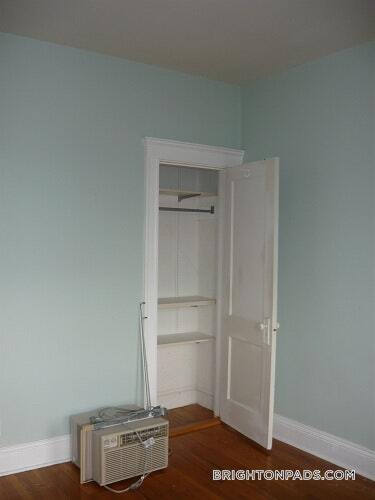 Foto del edificio - 1572 Commonwealth Ave