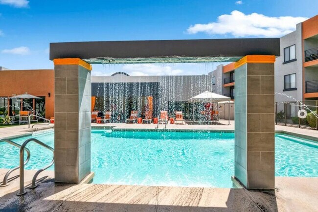 Foto del edificio - 15164 N 140th Dr