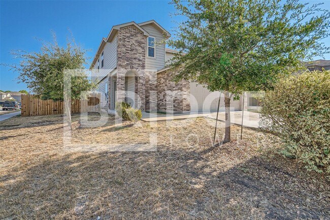 Foto del edificio - 5700 Bell Tower Ln