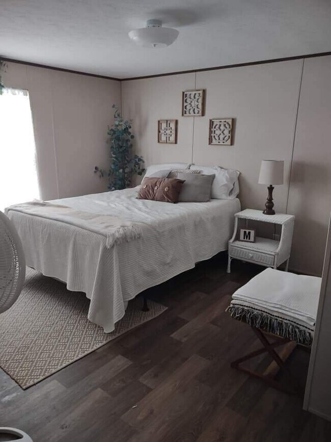 Foto del edificio - 12183 Farm to Market Rd 730 N