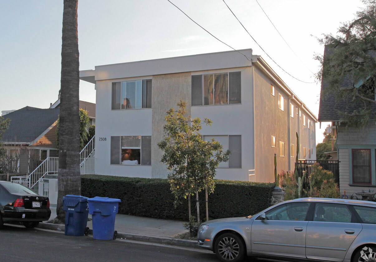 Building Photo - 2508 3rd St