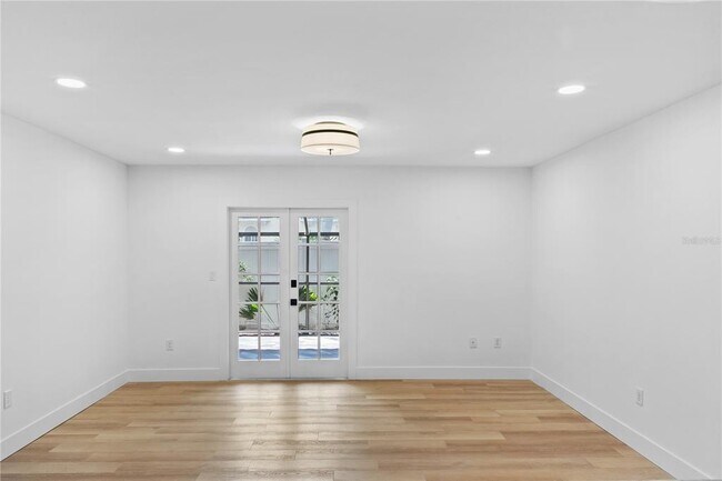 Building Photo - 107 S Obrien St