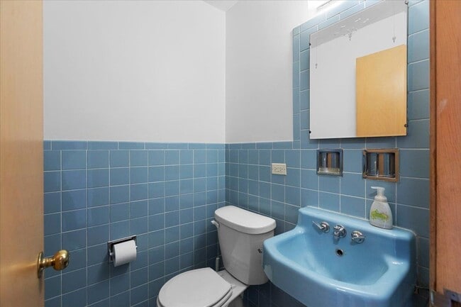 Building Photo - 5408 Harvard Terrace