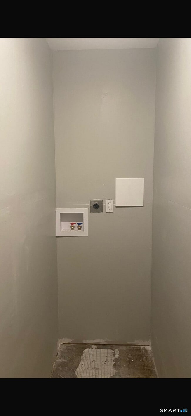 Foto del edificio - 142 Chestnut Ave